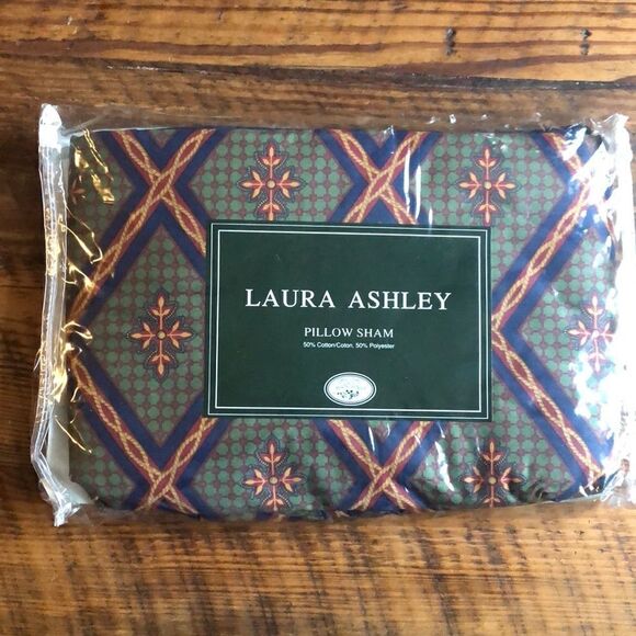 Laura Ashley Home Pillow Sham Set of 2, Padded Standard, Hamilton Pattern NWT - Picture 1 of 8